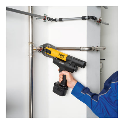 Rems Mini Press 14V ACC Basic Pack pressa radiale a batteria 14,4 V 22 kN ( 578013 R220 ) + 1x batteria ricaricabile 2,5 Ah + caricatore + L-Boxx