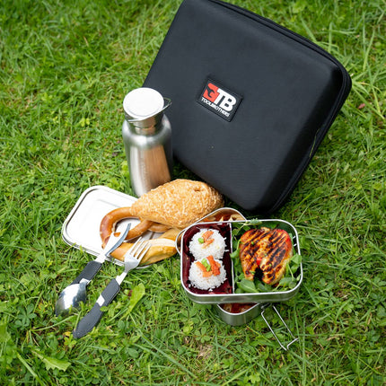 Toolbrothers Fan Breakfast box in valigetta rigida con borsa impermeabile a 2 livelli e coperchio in acciaio inox 1340 ml + Borraccia in acciaio inox 600 ml + Posate multifunzione 4 in 1